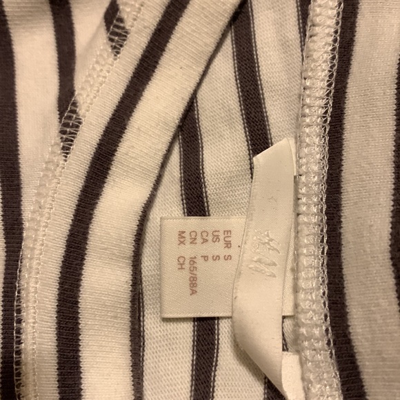 H&M - Picture 3 of 4